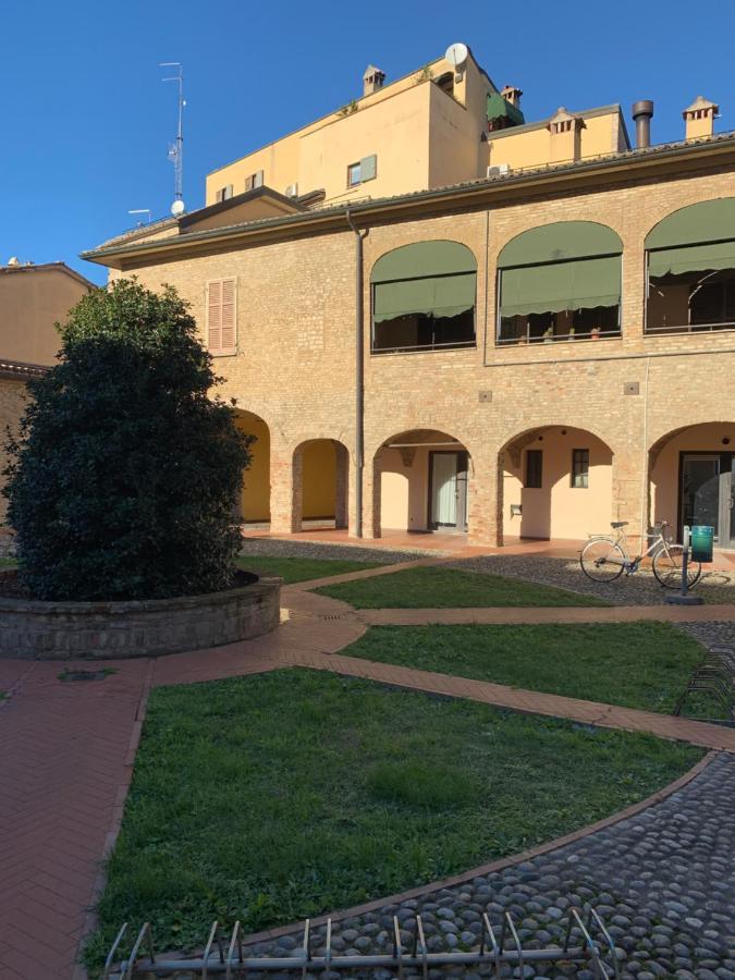 La Rocca Luxury Apartment Parma Exteriör bild